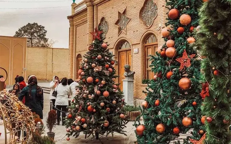 کریسمس در ایران: چرا ایران بهترین مقصد برای تحصیل دانشجویان بین‌المللی است؟